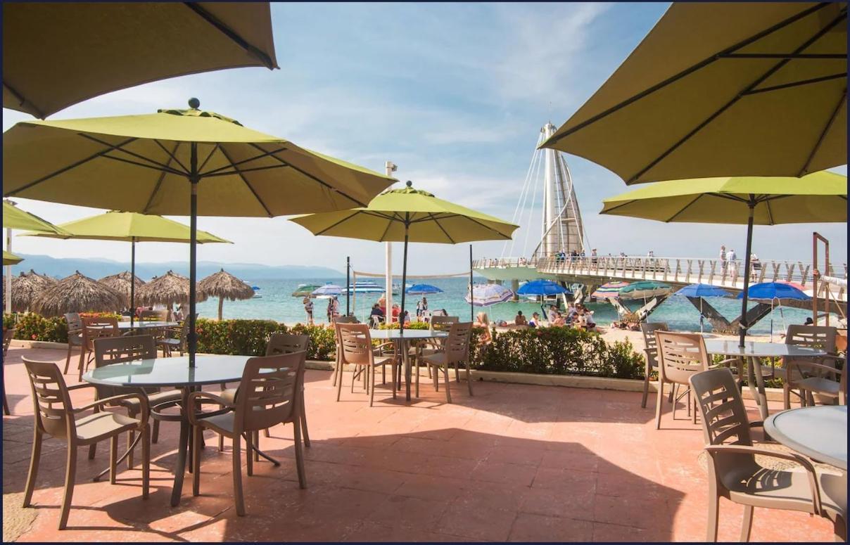 Hotel Delfin Vista Pier Beach Front Пуэрто-Вальярта Экстерьер фото